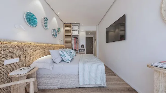 Family Room Private Terrace with Balinese Bed 2+1، Hotel More 4/6