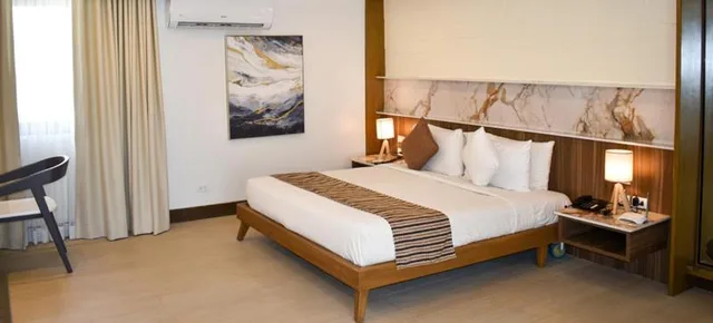 غرفة بسرير كينج بإطلالة على البحر، CLUB PUNTA FUEGO 2/3