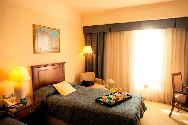 غرفة قياسية بسرير كينج، EPIC HOTEL VILLA MERCEDES 4/7
