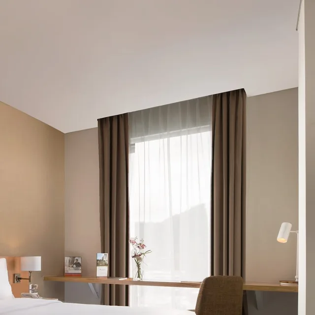 غرفة ديلوكس بسرير كوين، Swiss-Belinn Singkawang 2/3