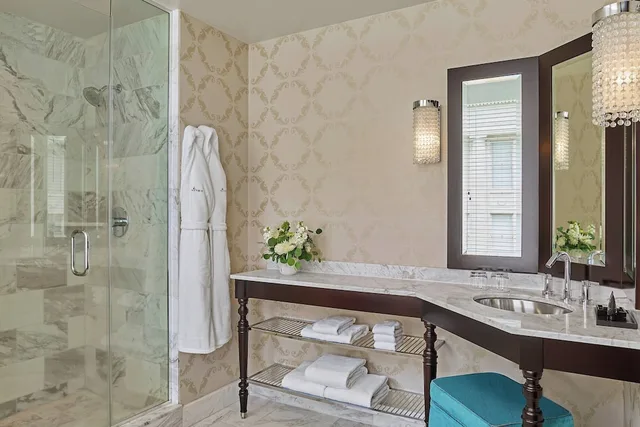 غرفة سوبيريور بسريرين كوين، The Nines A Luxury Collection Hotel Portland 3/4