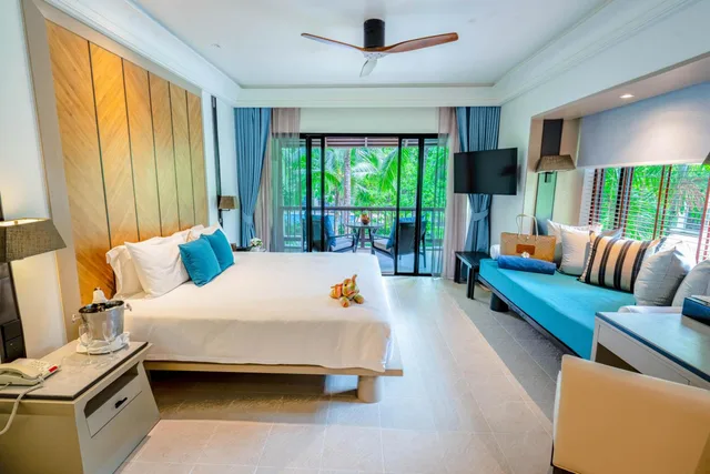 Deluxe, Pavilion, King Bed, High Floor, Layana Resort and Spa - Adults Only 3/7