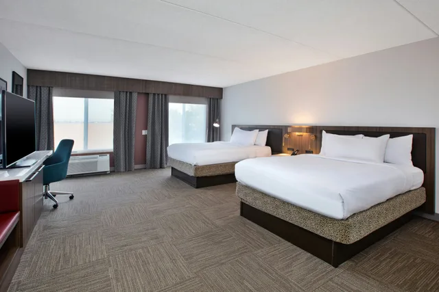 غرفة بسريرين مزدوجين لذوي الإعاقة، Hilton Garden Inn Chesapeake/Greenbrier 1/4
