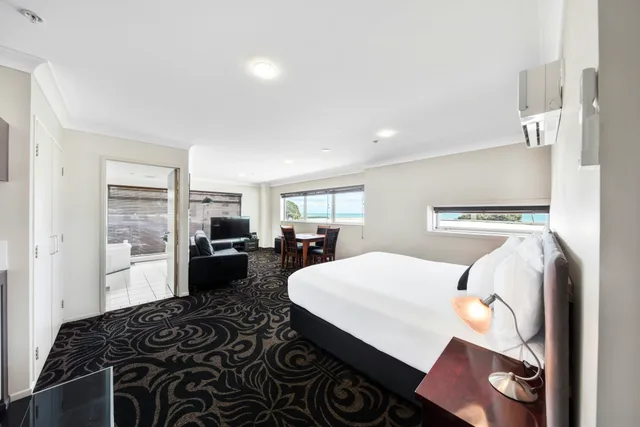 جناح، Millennium Hotel New Plymouth Waterfront 1/3