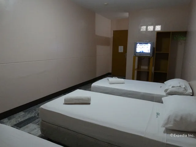 غرفة قياسية ثلاثية، GV Hotel Davao 2/4