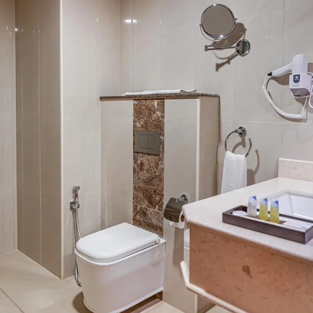 جناح جونيور، Salalah International Hotel 7/10