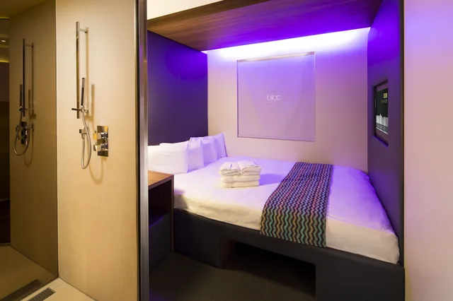 Standard, King Bed, No Window، Bloc Hotel Birmingham 1/9
