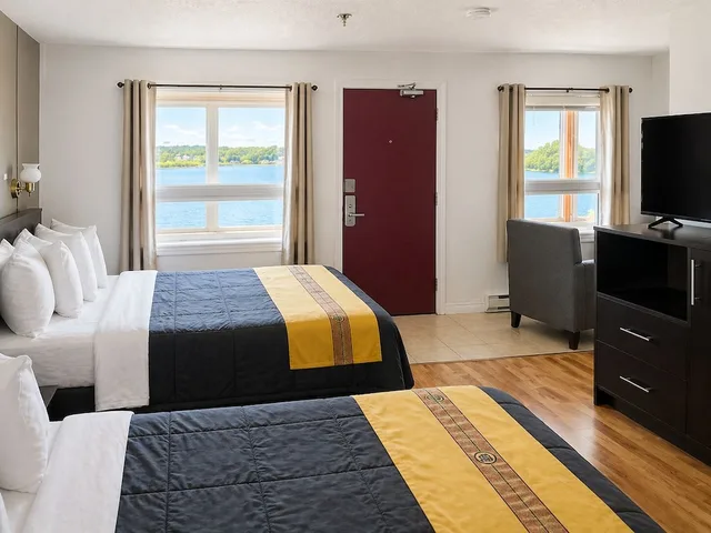 جناح عائلي بسريرين كوين وسريرين منفصلين، Harbourview Inn, SureStay Collection by Best Western 1/8