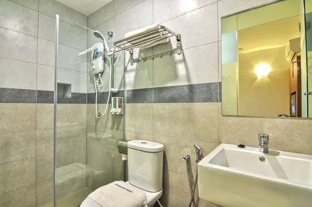 غرفة ديلوكس بسرير كوين، Greencity Hotel 2/2