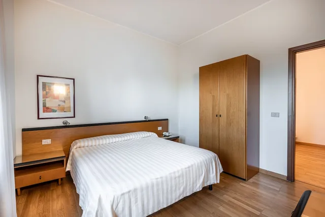 غرفة قياسية بسرير كوين، Hotel Nuova Grosseto 2/4