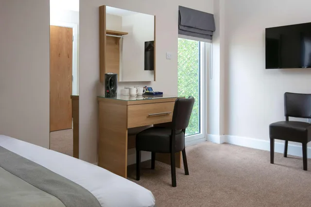 غرفة قياسية بسرير مزدوج، Best Western Northfields Ealing Hotel 3/4