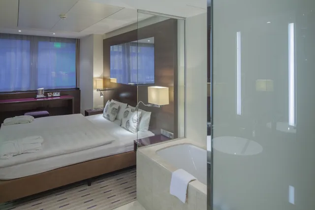 غرفة سوبيريور بسرير مزدوج، Park Inn by Radisson Berlin Alexanderplatz 5/7