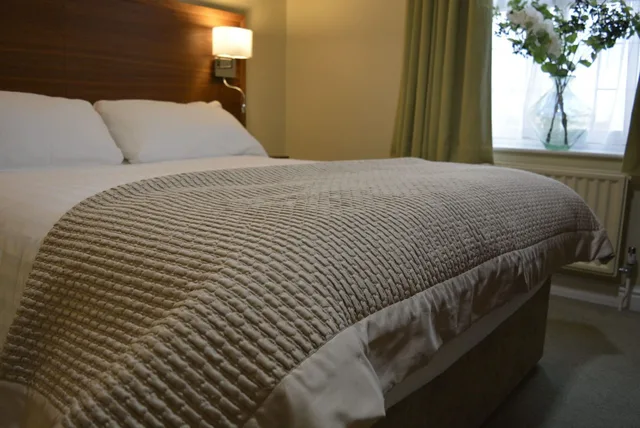 Classic, Double Bed, Stallingborough Grange Hotel 3/5