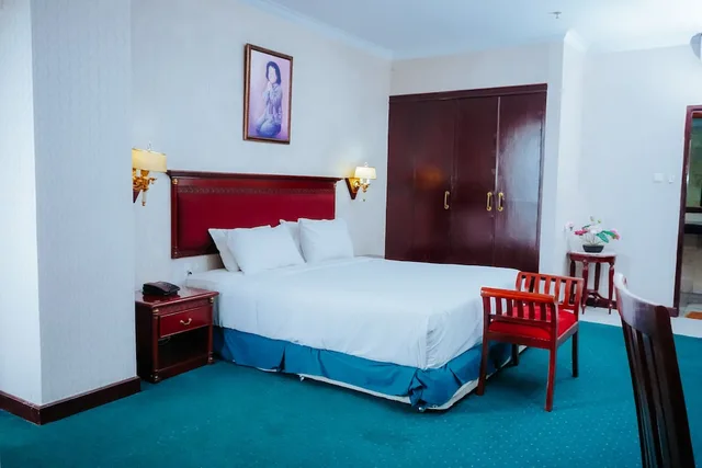 غرفة عائلية بسرير مزدوج وسرير فردي، Pia Hotel Bandung 3/6