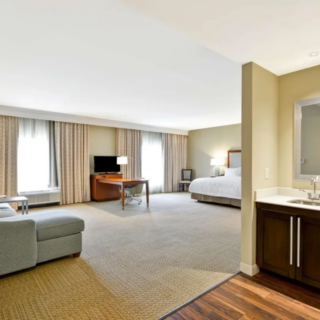 جناح استوديو بسرير كينج مع أريكة لذوي الإعاقة، Hampton Inn And Suites Charleston Airport 5/8