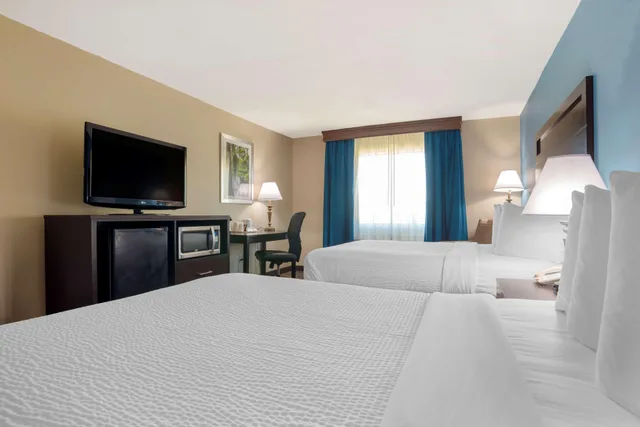 غرفة بسرير كوين، Best Western Ville Platte 2/4