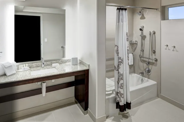 جناح بسرير كينج مع أريكة، RESIDENCE INN DALLAS PLANO/RICHARDSON 4/4