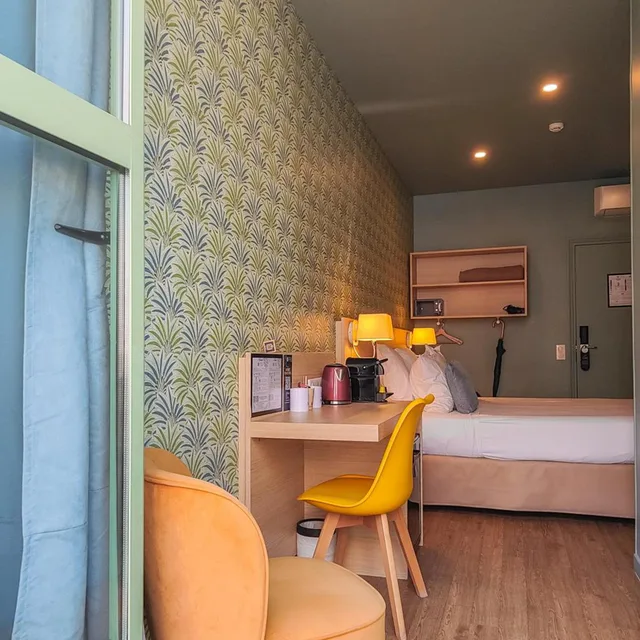 غرفة سوبيريور بسرير مزدوج بشرفة، Hotel Du Centre 7/10