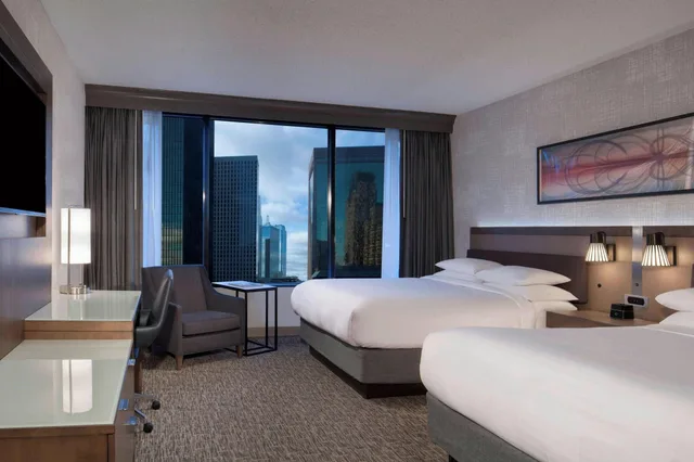 غرفة بسرير مزدوج لذوي الإعاقة، Dallas Marriott Downtown 4/7