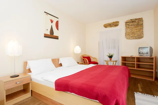 غرفة بسريرين منفصلين، Stary Pivovar Hotel 2/6