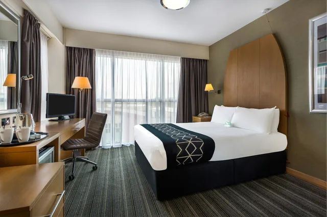 غرفة بسرير مزدوج، HOLIDAY INN BIRMINGHAM NORTH - CANNOCK 1/10