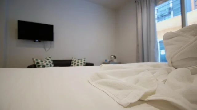 غرفة ثلاثية بإطلالة على المسبح، Resort V Mrt Huai Kwang 9/10
