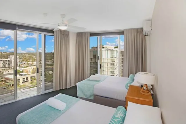 3 Bedrooms, Tower, Premium, 1 Queen and 3 Single Beds, Ocean View، Catalina Resort 6/10