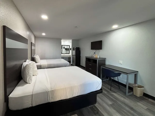 غرفة ديلوكس بسريرين كوين للمدخنين، Motel6 La Porte, TX 3/6