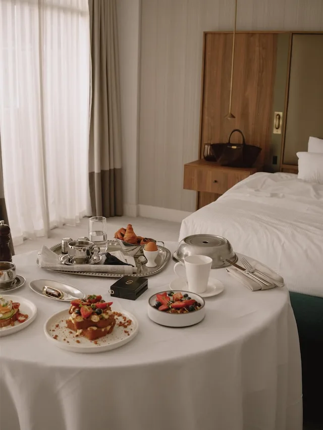 جناح بريميير بسرير كينج مع دخول الصالة، Parmelia Hilton 9/10