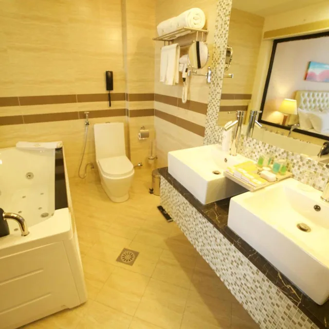 جناح تنفيذي، Getfam Hotel 6/10