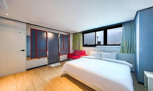 Standard, Queen Bed, No Parking، Hermes Hotel 4/10