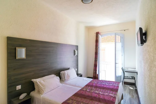 غرفة بسريرين منفصلين، Le 21 Hotel 8/10