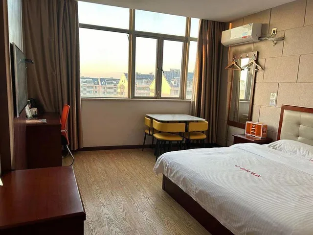 Fashion, Family، Shell Shanghai Jinshan District Zhangyan town Songjin Highway Hotel 2/2