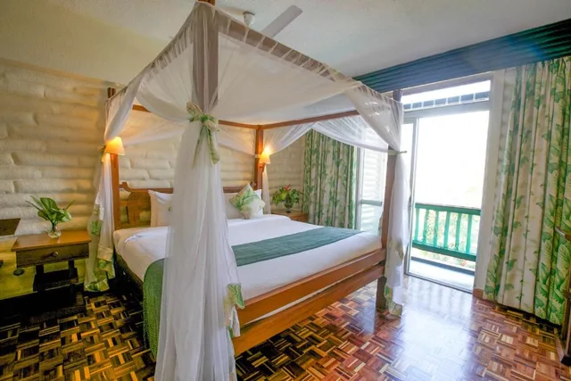 Resort, Suite, Double Bed, Living Area، Taita Hills Safari Resort And Spa 2/4