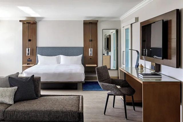 استوديو بسرير كينج، Anaheim Marriott 1/1