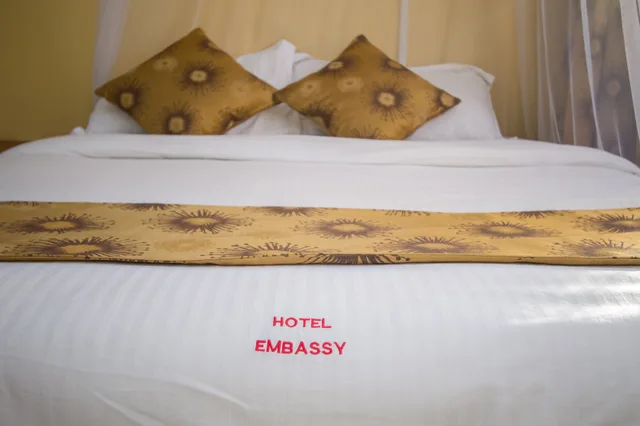 Standard, Double Bed, Hotel Embassy 5/6