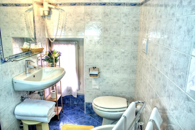 غرفة صغيرة بسرير مزدوج، Hotel Torcolo 2/2