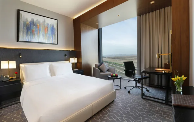 Superior, Queen Bed, Millennium Madinah Airport 1/6