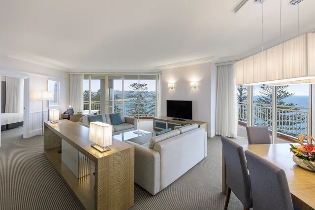 جناح كلوب مع دخول صالة النادي، Crowne Plaza Terrigal 2/6