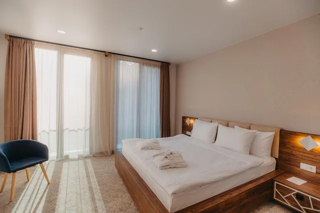 غرفة سوبيريور بسرير كوين، Capo Verde Hotel, Batumi 1/4