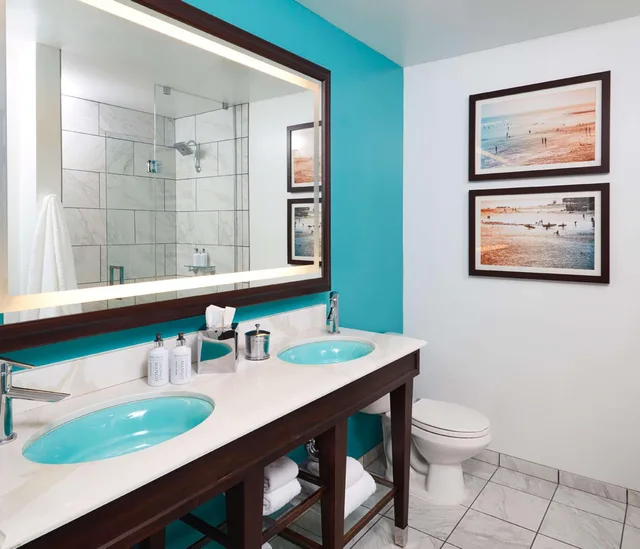 Room, Queen Bed, Bay View، Kona Kai San Diego Resort 5/5