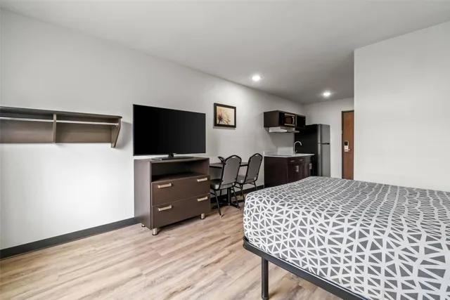 غرفة بسرير مزدوج لذوي الإعاقة، Woodspring Suites Memphis East I-40 3/7