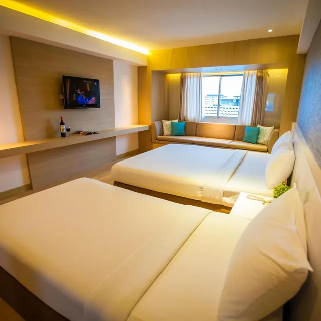 جناح بريميوم، Golden City Rayong Hotel 4/5