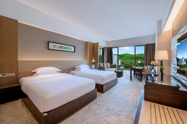 Superior, Executive, 2 Beds, Mountain View, Mission Hills Resort Dongguan 1/1