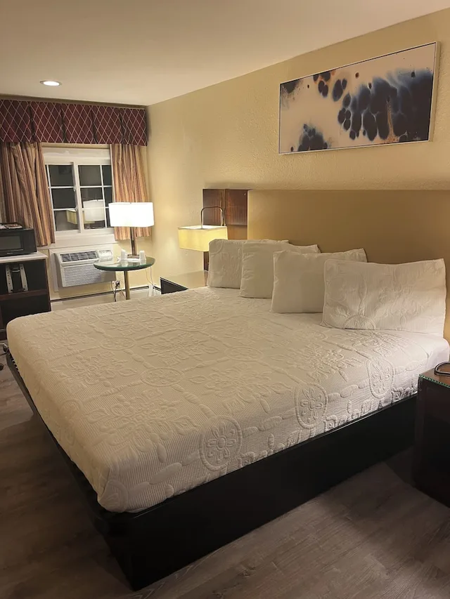 غرفة بسرير كينج، Anchorage Inn of Rochester 3/8