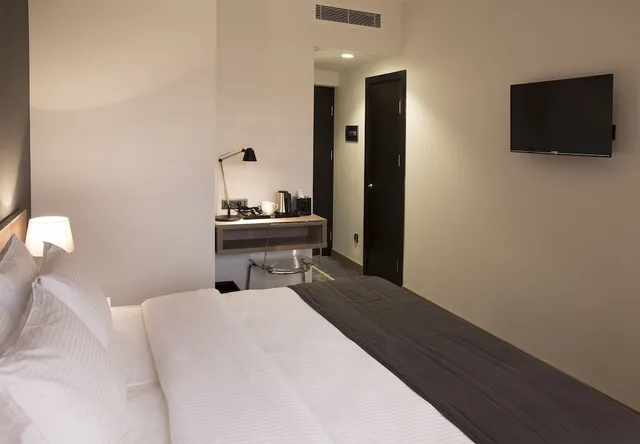 غرفة قياسية بسريرين منفصلين، Nova Hotel Yerevan 2/4