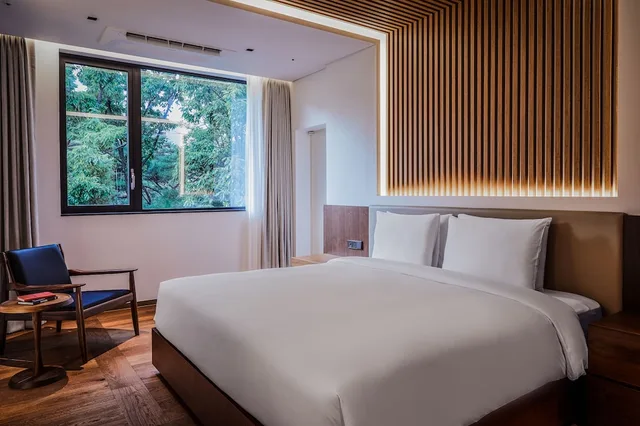 Pine, Suite, 1 King and 2 Double Beds، ANTO 1/2