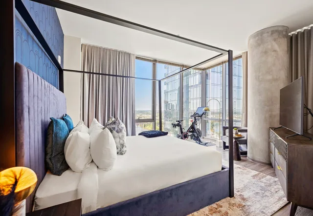 3 Bedrooms, Sky, Presidential, Suite، Placemakr Premier SoBro 3/15