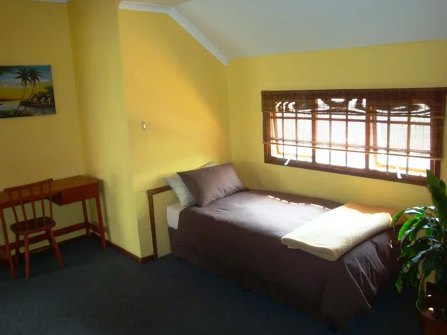 Flintstones Guest House Durban، ديربان 30/52