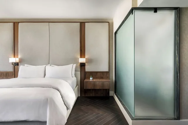 جناح بسرير كينج بغرفة نوم واحدة، The Westin Harbour Castle, Toronto 4/5